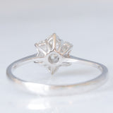 Anello a margherita vintage in oro bianco 14K con diamanti di taglio brillante (0.55ctw ca.), anni ‘80