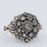 Anello antico a toppa in oro giallo 18K e argento con diamanti di taglio rosetta (0.15ctw ca.), primi del ‘900