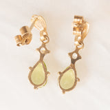 Orecchini pendenti vintage in oro giallo 9K con peridoti verdi (0.80ctw ca.) e imitazioni di diamanti, anni ‘80