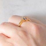 Anello a fiore vintage in oro giallo 8K con topazi colorati (0.40ctw ca.)