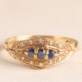 Anello vintage in oro giallo 9K con zaffiri (0.15ctw ca.) e diamanti (0.12ctw ca.), anni ‘80