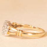Anello a fiore vintage in oro giallo e bianco 9K con diamanti (0.10ctw ca.), anni ‘70/‘80