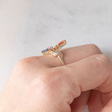 Anello a fiore vintage in oro giallo 9K con zaffiri (0.60ctw ca.) e diamanti