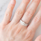 Anello a fascia e a fiore in platino con diamanti (1ctw), anni ‘90