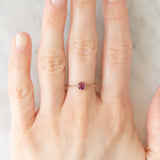 Solitario antico in oro giallo 9K con tormalina rosa (0.25ct ca.), anni ‘10/‘20