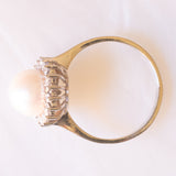 Anello a margherita vintage in oro bianco 14K con perla bianca e diamanti (0.36ctw ca.), anni ‘60