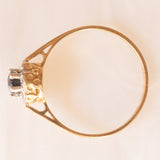 Anello a margherita in oro giallo 9K con zaffiro (0.50ct ca.) e diamanti (0.03ctw ca.), anni ‘80