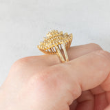 Anello ballerina vintage in oro giallo 14K con diamanti di taglio brillante e tapered (2.20ctw ca.), anni ‘80/‘90