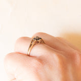 Anello a fiore vintage in oro giallo 9K con zaffiri (0.14ctw ca.), anno 1985