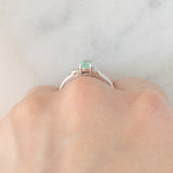 Trilogy moderno in oro bianco 9K con smeraldo (0.40ct ca.) e diamanti (0.03ctw ca.), anno 2007