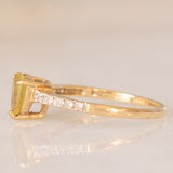 Anello vintage in oro giallo 9K con tormalina gialla (0.60ct ca.) e diamanti (0.10ctw ca.)