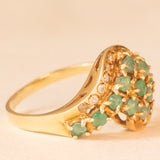 Anello vintage in oro giallo 18K con smeraldi (0.20ctw ca.) e diamanti (0.10ctw ca.), anni ‘70/‘80