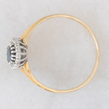 Anello a margherita vintage in oro giallo 9K con zaffiro (0.70ct ca.) e diamanti (0.08ctw ca.), anno 1991