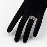 Anello a fascia vintage in platino con tormaline Paraiba (0.23ctw) e diamanti (0.40ctw), anni ‘2000