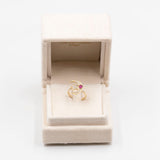 Anello vintage in oro giallo 14k con luna e stella, con diamanti (0,20ctw) e rubino.