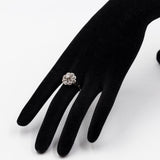 Anello vintage in oro bianco 18k con diamanti (0,28). Anni '60
