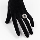 Anello vintage a margherita in oro bianco 14k con zaffiro (1,80ct) e diamanti (1,16ctw)