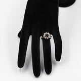 Anello vintage a margherita in oro bianco 14k con zaffiro (1ct) e diamanti (0,80ctw), anni '60