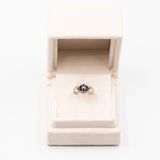 Anello vintage in oro giallo 9k con zaffiri e diamanti