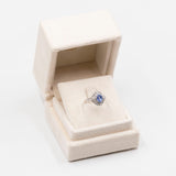 Anello vintage in platino 850 con zaffiro (1,10ct) e diamanti (0,63ctw)