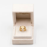 Anello vintage in oro giallo 18k raffigurante due sirene e uno stemma, anni '60