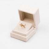 ANELLO IN ORO GIALLO 18K CON DIAMANTE CENTRALE FANCY BROWN A GOCCIA (0.82CT) E DIAMANTI (0.14CTW), ANNI ‘80/‘90