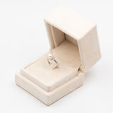 Anello vintage in oro bianco 18k con perla e diamanti, anni '60
