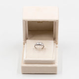 Anello antico in oro bianco 18k e rosette di diamante, anni '30