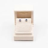 ORECCHINI A MARGHERITA VINTAGE IN PLATINO CON ZAFFIRI (1.07CTW) E DIAMANTI (0.38CTW)