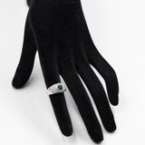 Anello vintage in oro bianco 14k con zaffiro ( 0,55ct) e diamanti (0,42ctw), anni '80