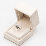 Anello vintage a fiore in oro bianco 18K con diamanti di taglio brillante (0.75ctw ca.), anni '60