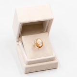 Anello vintage in oro giallo 18k con cammeo su conchiglia, anni '60
