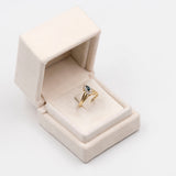 Anello vintage a "V" in oro giallo 14k con zaffiro marquise e diamanti, anni '70