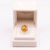 Anello da cocktail in oro giallo 18k con zaffiro arancione sintetico, anni '70