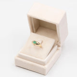 Anello vintage in oro giallo 14k con smeraldo cabochon (1ct) e diamanti