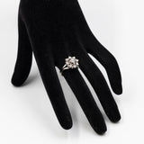 Anello vintage a fiore in oro bianco 18k e platino con diamanti (0,72ctw), anni '40/'50