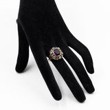 Anello vintage in stile antico in oro giallo 18K e argento con zaffiro porpora sintetico e diamanti di taglio rosetta