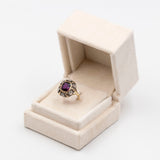 Anello vintage in stile antico in oro giallo 18K e argento con zaffiro porpora sintetico e diamanti di taglio rosetta