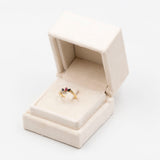 Anello vintage in oro giallo 18k con zaffiri, rubini e diamanti(0,10ct). Anni '70