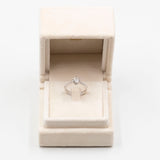 *RISERVATO* Anello solitario in oro bianco 18K con diamante centrale (1.24ct) e diamanti laterali