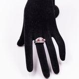 Anello in oro bianco 18k con diamanti (0,70ctw) e rubini