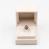 Anello vintage in oro 9k con zaffiri e diamanti
