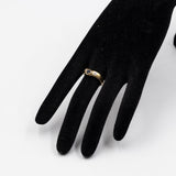 Anello vintage a "V" in oro giallo 14k con zaffiro e diamanti (0,15ctw), anni '70