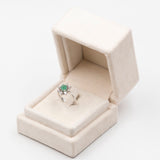 Anello vintage in oro bianco 18K con smeraldo e diamanti (0.40ctw), anni '70