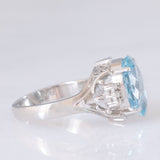 Anello vintage da cocktail in stile Art Déco in platino con acquamarina (2.72ct) e diamanti (0.08ctw), anni ‘90/anni ‘2000