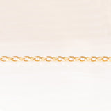 Collier con catenina vintage in oro giallo 9K e con pendente antico in oro giallo e bianco 14K con zaffiro (1.60ct ca.) e diamanti (0.80ctw ca.), anni ‘20/‘30