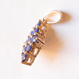 Ciondolo moderno in oro giallo 9K con zaffiri sintetici