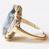 Anello vintage in oro giallo e in oro bianco 14K con spinello sintetico (6.50ct ca.) e diamanti, anni ‘80