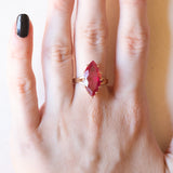 Anello vintage in oro giallo 14K con rubino sintetico (4.40ct ca.), anni ‘70