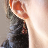 Orecchini pendenti vintage in oro giallo 9K con granati, anni ‘60